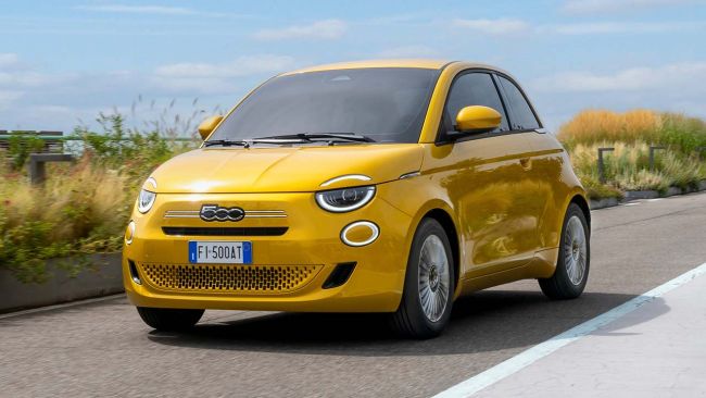 Fiat 500 Hybrid 2026: via alla produzione a Mirafiori, prezzo lancio di 16.950 euro