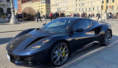 Lotus Emira, prova su strada e prestazioni