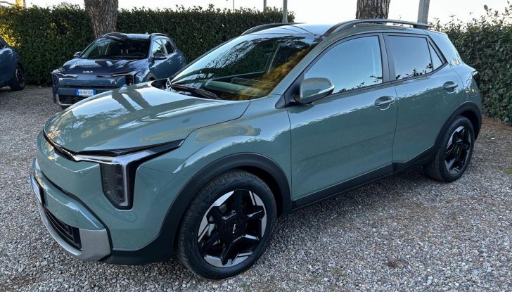 Kia Stonic 2026 prova su strada, motori e prezzi - Foto 11 di 13