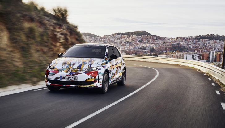 Volkswagen ID. Polo: il ritorno dei tasti fisici rivoluziona gli interni - Foto 1 di 8