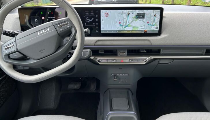 Kia EV2 prova su strada, dati tecnici e prezzi - Foto 3 di 10