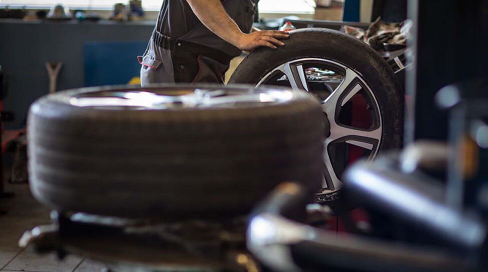 Cambio gomme estive 2026: tutto quello che c'è da sapere su scadenze, obblighi e sanzioni