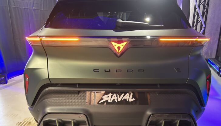 Nuova Cupra Raval dati tecnici, design e prezzo - Foto 12 di 19