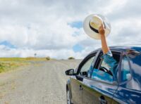 3 gadget indispensabili da avere in auto in primavera