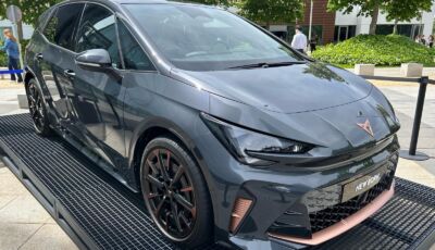 Nuova Cupra Born prova su strada, prestazioni e prezzi