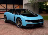 Ferrari Luce 2026: design, tecnologia e motori della prima Ferrari elettrica