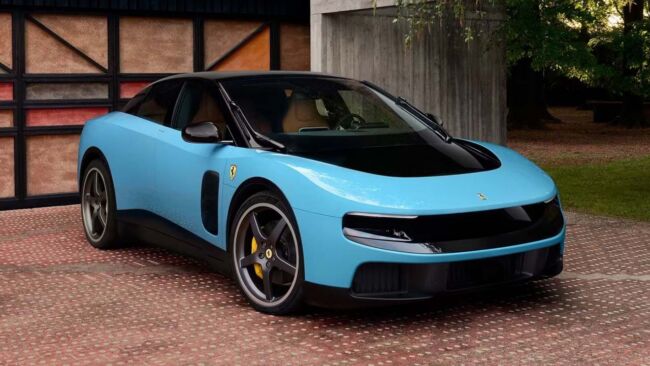 Ferrari Luce 2026: design, tecnologia e motori della prima Ferrari elettrica