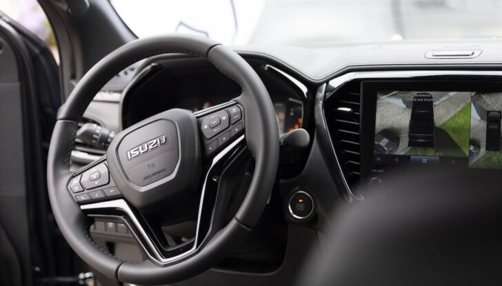 Isuzu D-Max 2.2 MY26, prova su strada del pick-up che punta su coppia, lavoro e concretezza - Foto 12 di 14