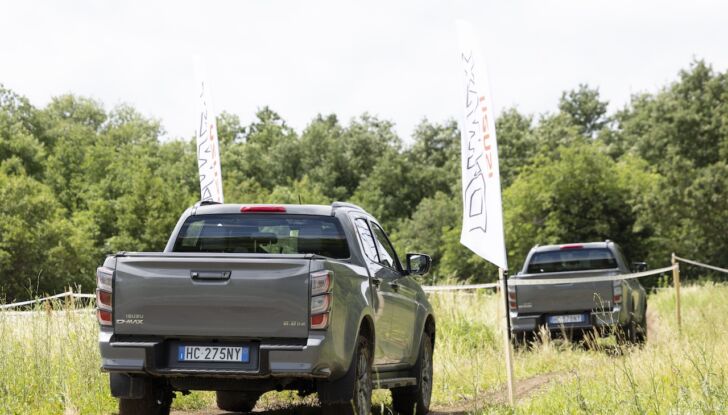 Isuzu D-Max 2.2 MY26, prova su strada del pick-up che punta su coppia, lavoro e concretezza - Foto 4 di 14