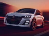 Peugeot 208 GTi 2026: debutta la sportiva elettrica francese da 281 CV