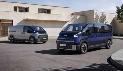 Kia PV7 2027: il nuovo van elettrico debutta nelle versioni Cargo e Passenger