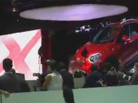 Presentazione della Fiat 500X al Salone di Parigi 2014